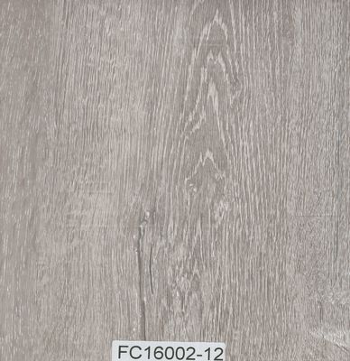 Non - Slip Glueless Anti Slip Flooring For Home Commercial 5mm Thickness