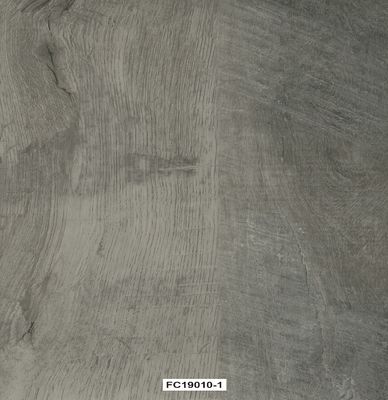 Durable Interlock Click Vinyl WPC Flooring Embossed Surface Available