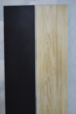 Anti - Scratch Anti Slip Flooring Used For Bathrooms And Kitchens