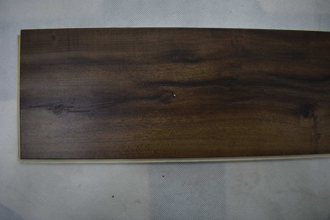 100% Waterproof Vinyl WPC Flooring No Soluble Volatile Matter Available